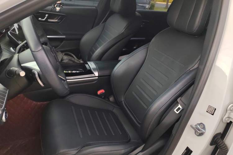 Used Mercedes-Benz C-Class 2022 C 200 L Sport Edition Left Front Seat