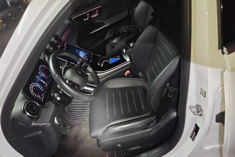 Used Mercedes-Benz C-Class 2022 C 200 L Sport Edition Left Front Seat