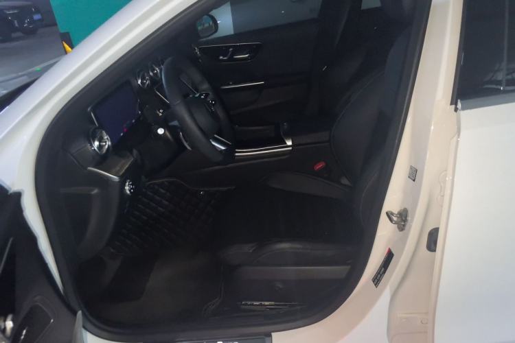 Used Mercedes-Benz C-Class 2022 Restyled C 260 L Sport Edition Left Front Seat