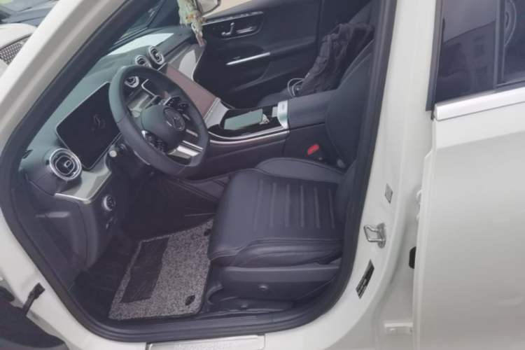 Used Mercedes-Benz C-Class 2022 Restyled C 260 L Sport Edition Left Front Seat