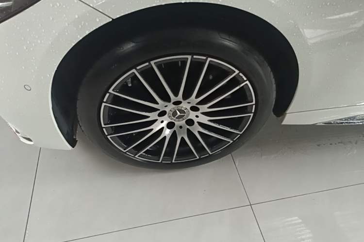 Used Mercedes-Benz C-Class 2022 C 260 L Sport Edition Left Front Wheel Hub
