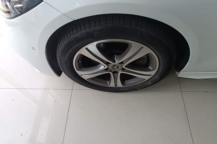 Used Mercedes-Benz C-Class 2022 C 200 L Sport Edition Left Front Wheel Hub