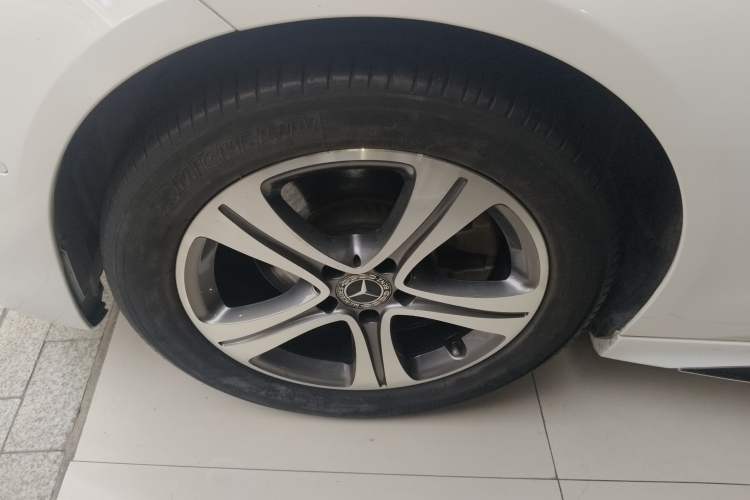 Used Mercedes-Benz C-Class 2022 Restyled C 200 L Sport Edition Left Front Wheel Hub