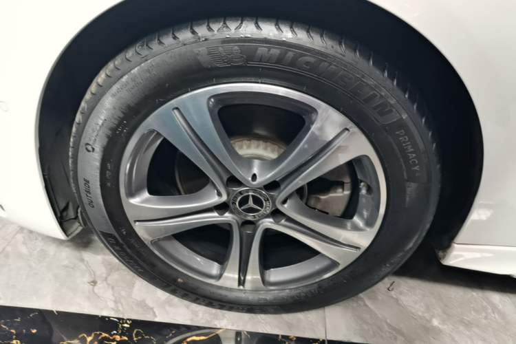 Used Mercedes-Benz C-Class 2022 Restyled C 200 L Sport Edition Left Front Wheel Hub
