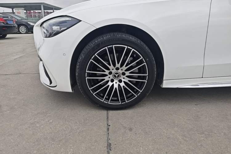 Used Mercedes-Benz C-Class 2022 C 260 L Sport Edition Left Front Wheel Hub