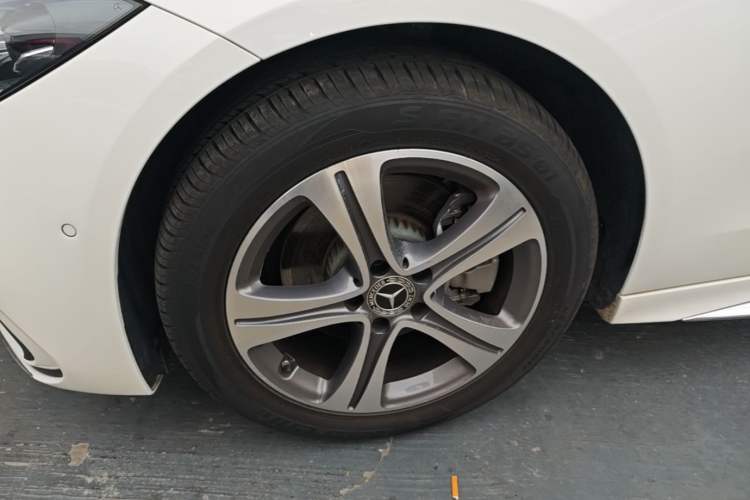 Used Mercedes-Benz C-Class 2022 Restyled C 200 L Sport Edition Left Front Wheel Hub