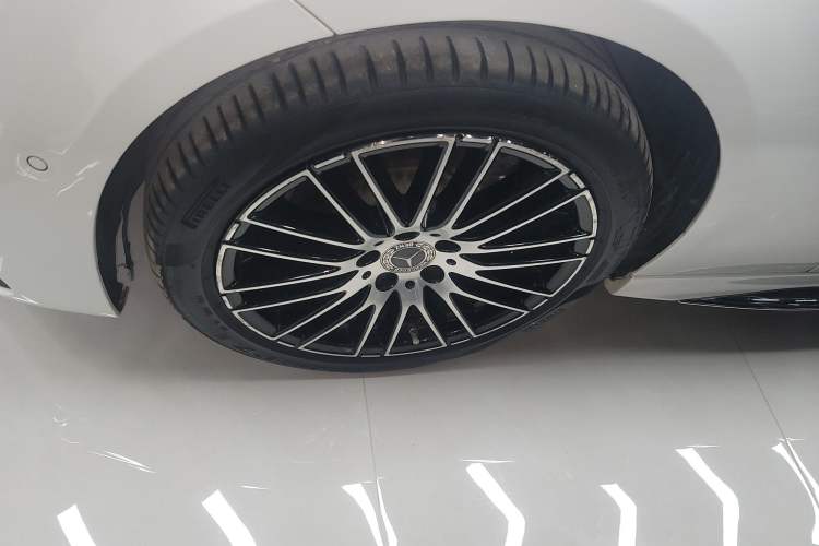 Used Mercedes-Benz C-Class 2022 C 260 L Sport Edition Left Front Wheel Hub