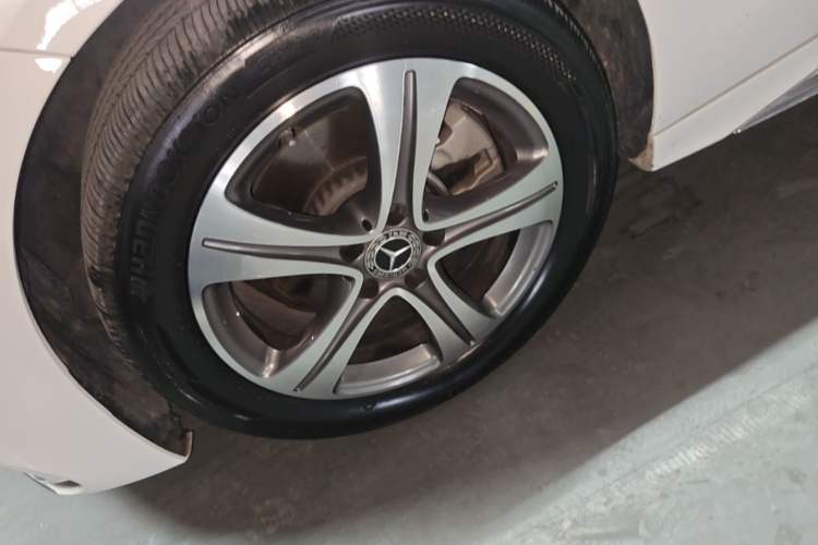 Used Mercedes-Benz C-Class 2022 C 200 L Sport Edition Left Front Wheel Hub