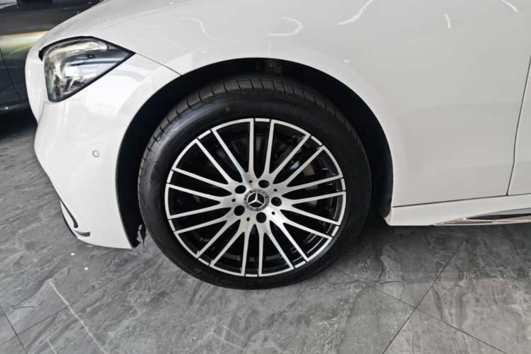 Used Mercedes-Benz C-Class 2022 Restyled C 260 L Sport Edition Left Front Wheel Hub