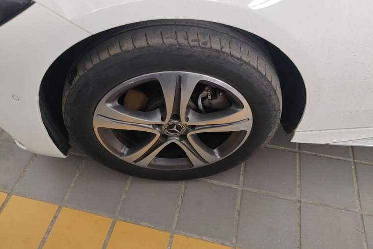 Used Mercedes-Benz C-Class 2022 C 200 L Sport Edition Left Front Wheel Hub