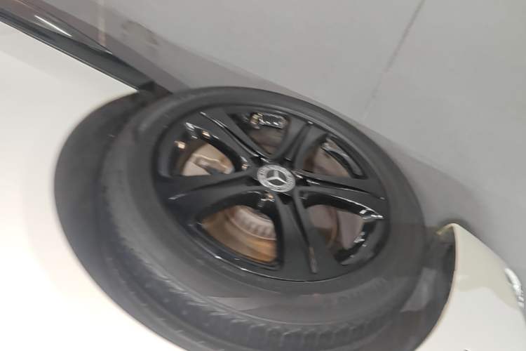 Used Mercedes-Benz C-Class 2022 C 200 L Sport Edition Left Front Wheel Hub