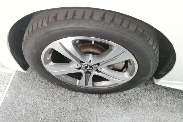 Used Mercedes-Benz C-Class 2022 C 200 L Sport Edition Left Front Wheel Hub