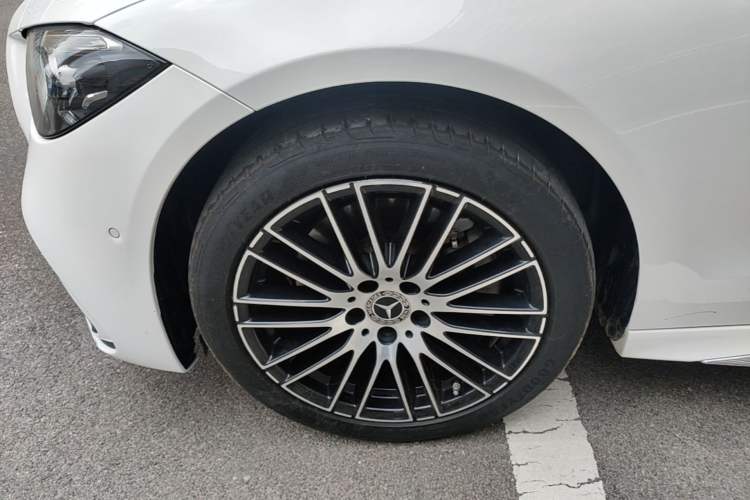 Used Mercedes-Benz C-Class 2022 C 260 L Sport Edition Left Front Wheel Hub