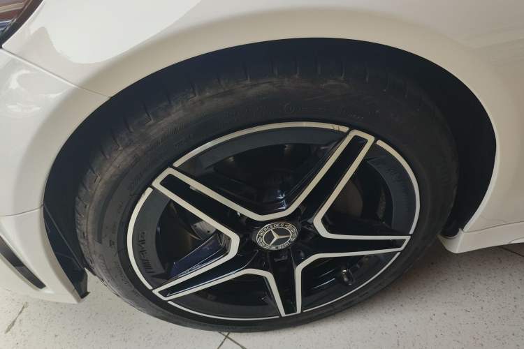Used Mercedes-Benz C-Class 2022 Refreshed C 260 Coupe Left Front Wheel Hub