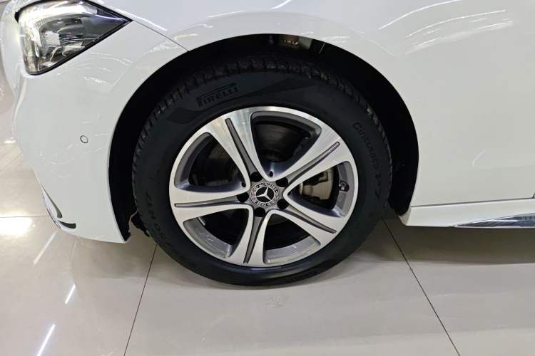 Used Mercedes-Benz C-Class 2022 Restyled C 200 L Sport Edition Left Front Wheel Hub