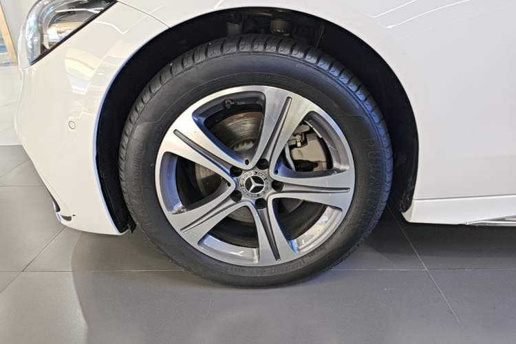 Used Mercedes-Benz C-Class 2022 C 200 L Sport Edition Left Front Wheel Hub