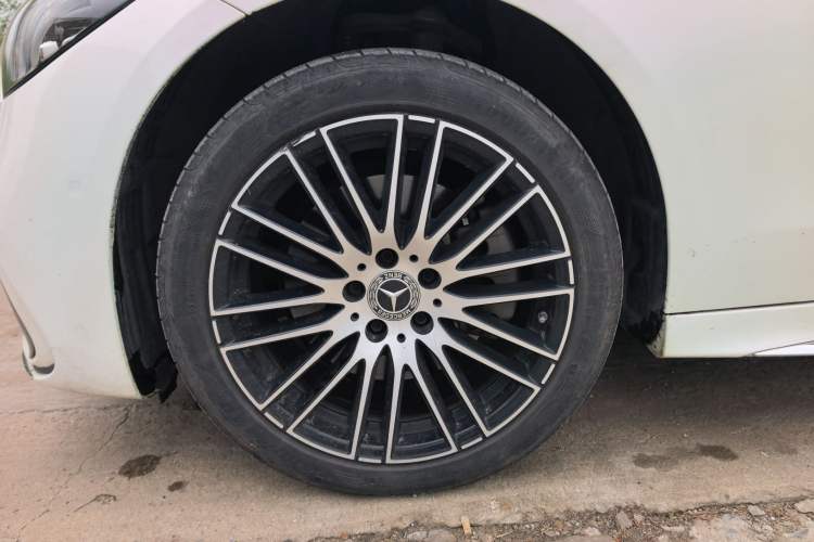 Used Mercedes-Benz C-Class 2022 C 260 L Sport Edition Left Front Wheel Hub