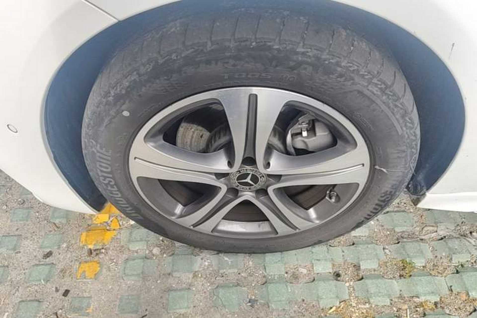 Used Mercedes-Benz C-Class 2022 Restyled C 200 L Sport Edition Left Front Wheel Hub