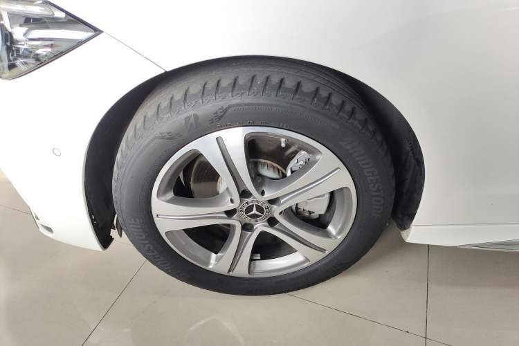 Used Mercedes-Benz C-Class 2022 C 200 L Sport Edition Left Front Wheel Hub