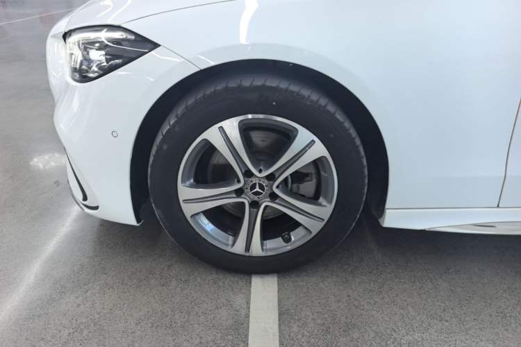 Used Mercedes-Benz C-Class 2022 Restyled C 200 L Sport Edition Left Front Wheel Hub