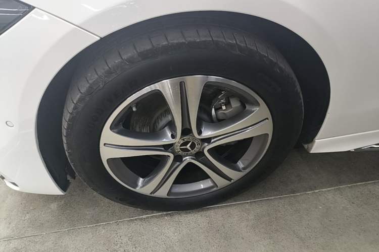 Used Mercedes-Benz C-Class 2022 C 200 L Sport Edition Left Front Wheel Hub