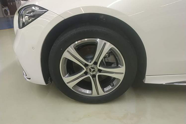 Used Mercedes-Benz C-Class 2022 Restyled C 200 L Sport Edition Left Front Wheel Hub