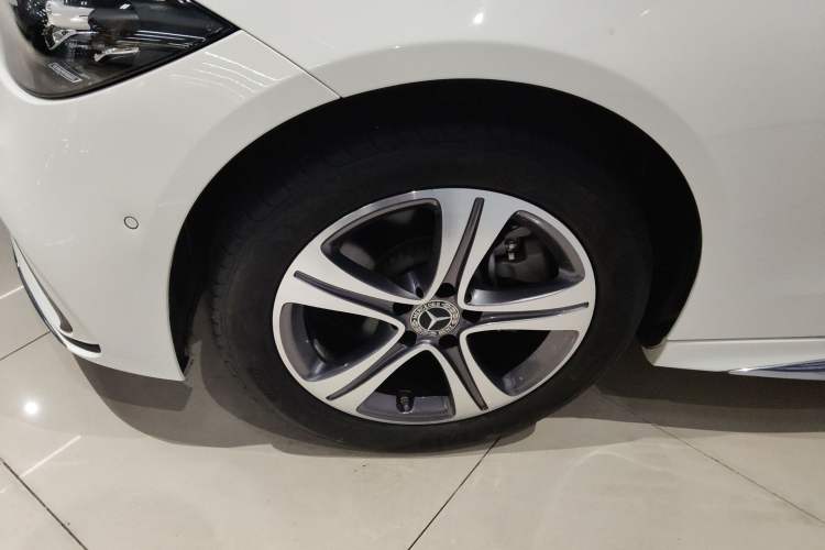 Used Mercedes-Benz C-Class 2022 C 200 L Sport Edition Left Front Wheel Hub