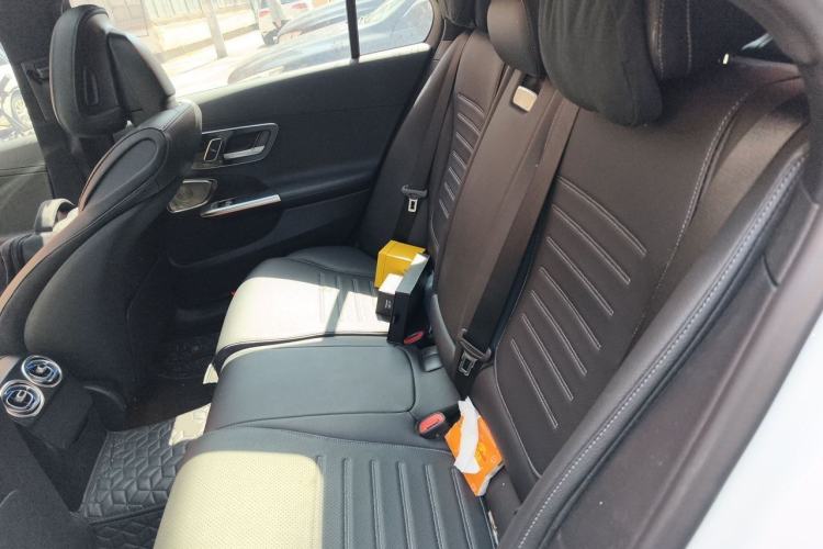 Used Mercedes-Benz C-Class 2022 Revised C 260 L Starry Night Sport Edition Left Rear Seat