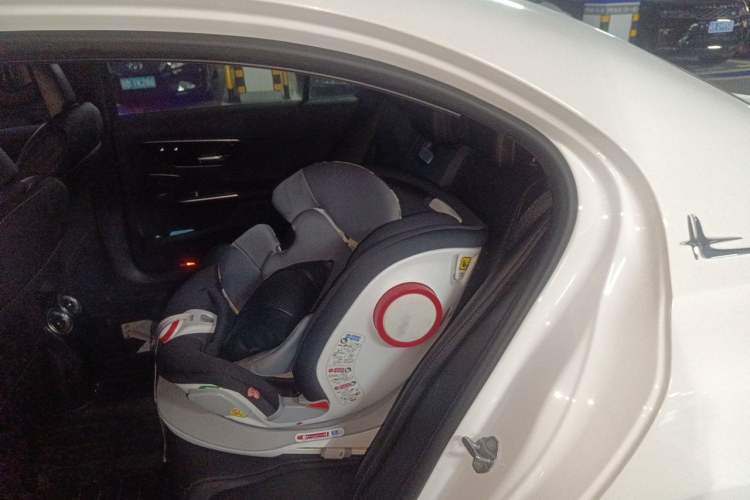 Used Mercedes-Benz C-Class 2022 C 260 L Sport Edition Left Rear Seat
