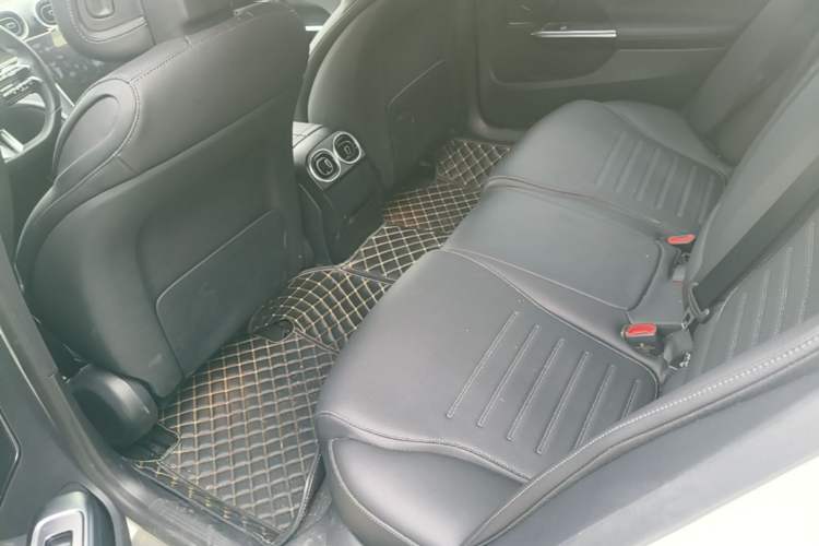 Used Mercedes-Benz C-Class 2022 C 200 L Sport Edition Left Rear Seat