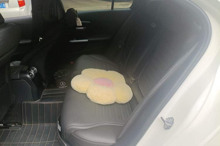 Used Mercedes-Benz C-Class 2022 Restyled C 260 L Sport Edition Left Rear Seat