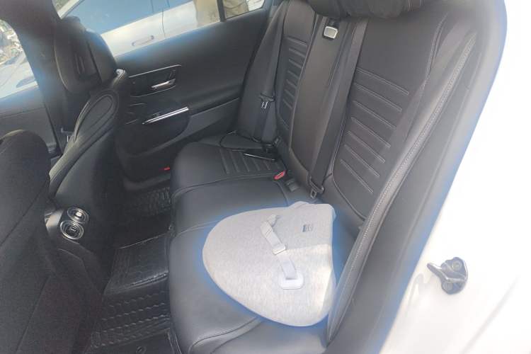 Used Mercedes-Benz C-Class 2022 C 260 L Sport Edition Left Rear Seat