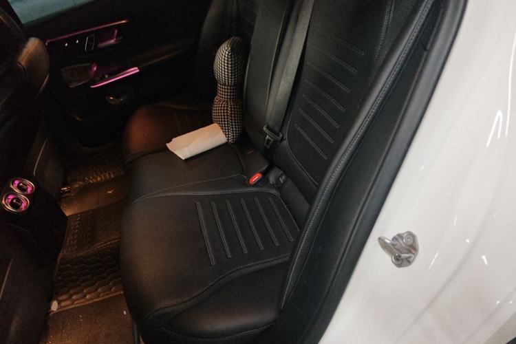 Used Mercedes-Benz C-Class 2022 Revised C 260 L Starry Night Sport Edition Left Rear Seat