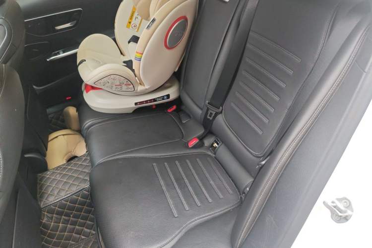 Used Mercedes-Benz C-Class 2022 C 260 L Sport Edition Left Rear Seat