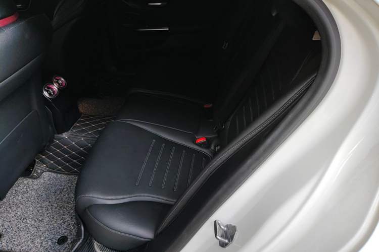 Used Mercedes-Benz C-Class 2022 C 200 L Sport Edition Left Rear Seat