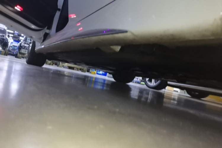 Used Mercedes-Benz C-Class 2022 Restyled C 260 L Sport Edition Left Side Sill
