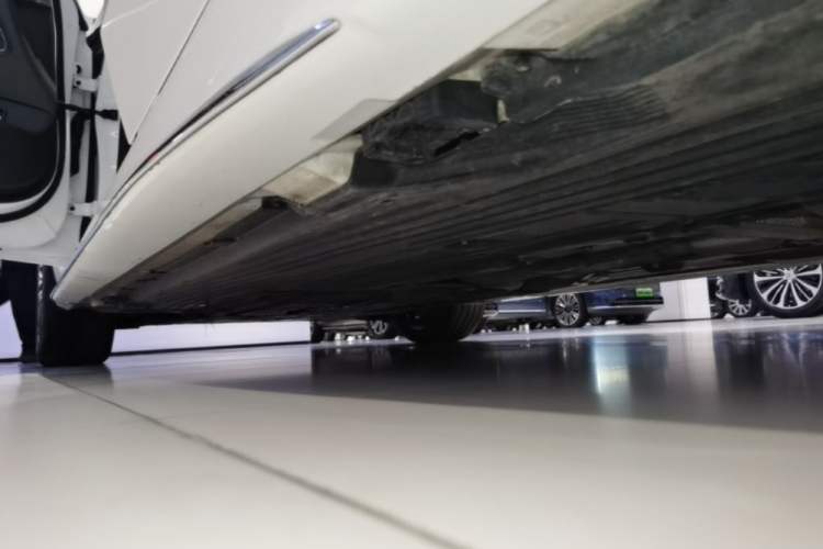 Used Mercedes-Benz C-Class 2022 Restyled C 260 L Sport Edition Left Side Sill