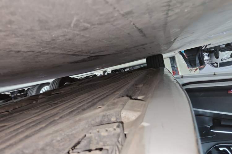 Used Mercedes-Benz C-Class 2022 C 200 L Sport Edition Left Side Sill