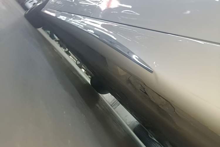 Used Mercedes-Benz C-Class 2022 C 260 L Sport Edition Left Side Sill