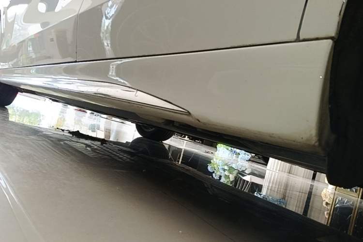 Used Mercedes-Benz C-Class 2022 Restyled C 200 L Sport Edition Left Side Sill