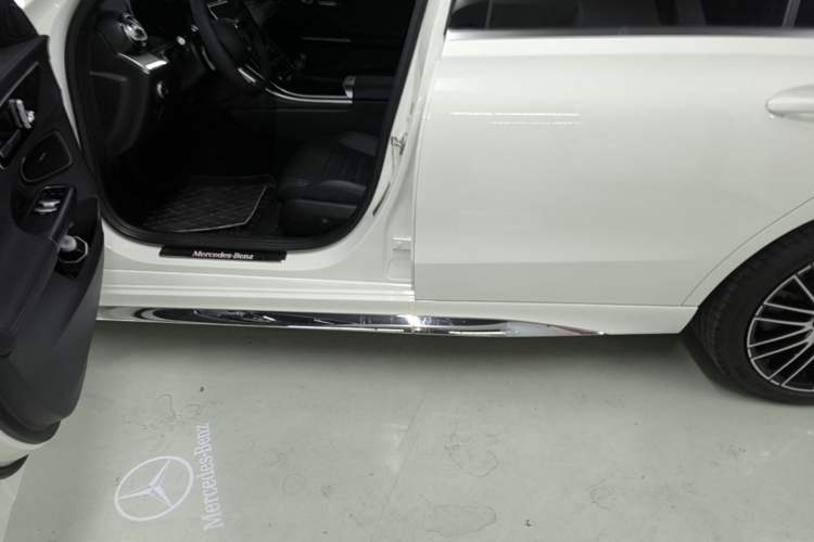 Used Mercedes-Benz C-Class 2022 Restyled C 260 L Sport Edition Left Side Sill