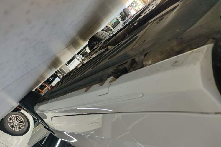 Used Mercedes-Benz C-Class 2022 Refreshed C 260 Coupe Left Side Sill