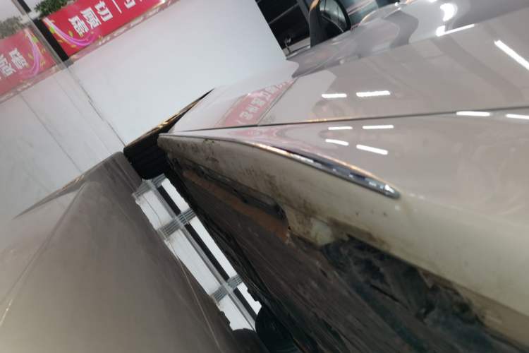 Used Mercedes-Benz C-Class 2022 Restyled C 200 L Sport Edition Left Side Sill