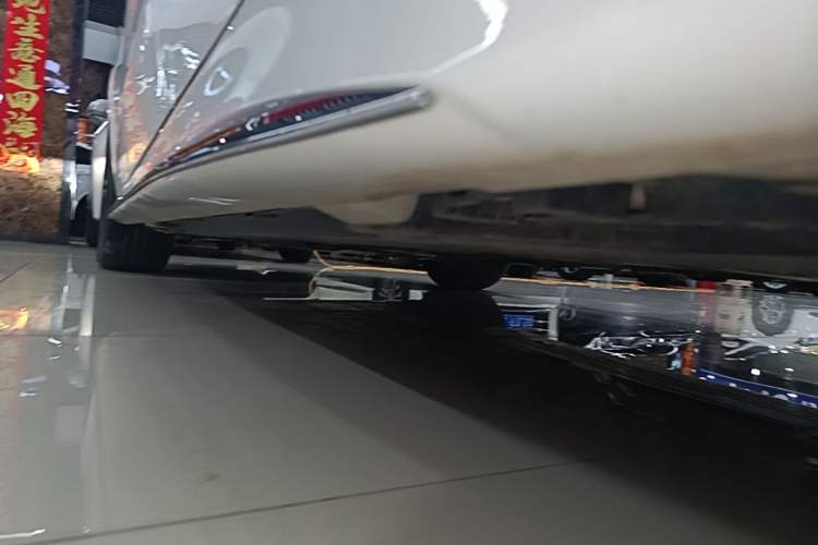 Used Mercedes-Benz C-Class 2022 Restyled C 200 L Sport Edition Left Side Sill