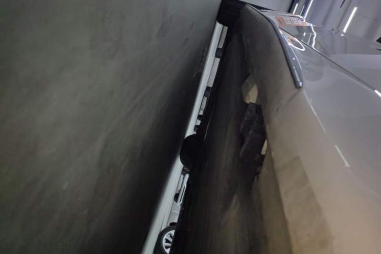 Used Mercedes-Benz C-Class 2022 Restyled C 260 L Sport Edition Left Side Sill