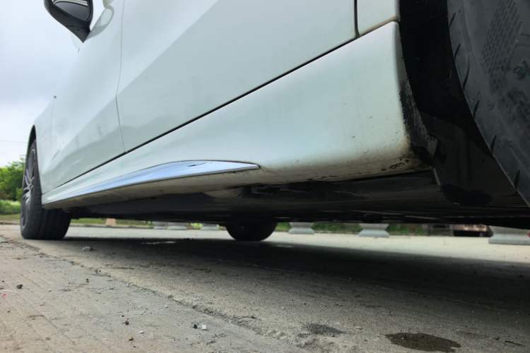 Used Mercedes-Benz C-Class 2022 C 260 L Sport Edition Left Side Sill