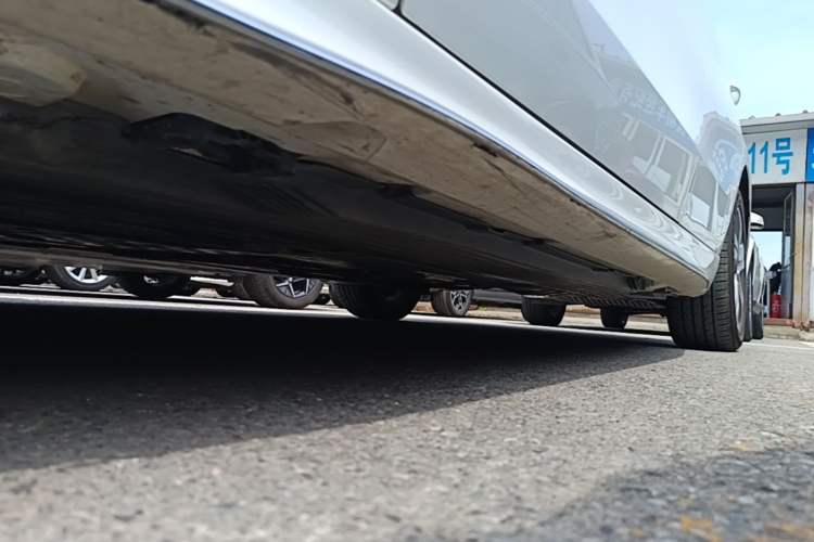 Used Mercedes-Benz C-Class 2022 C 200 L Sport Edition Left Side Sill