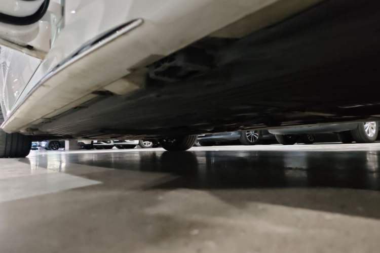Used Mercedes-Benz C-Class 2022 Restyled C 260 L Sport Edition Left Side Sill