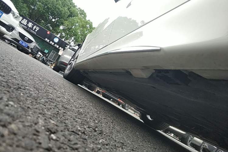 Used Mercedes-Benz C-Class 2022 Restyled C 200 L Sport Edition Left Side Sill