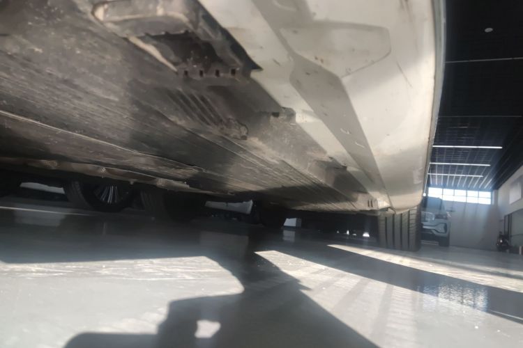Used Mercedes-Benz C-Class 2022 C 200 L Sport Edition Left Side Sill